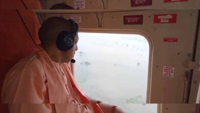 मुख्यमंत्री योगी आदित्यनाथ  ने गाजीपुर में किया बाढ़ का हवाई सर्वे