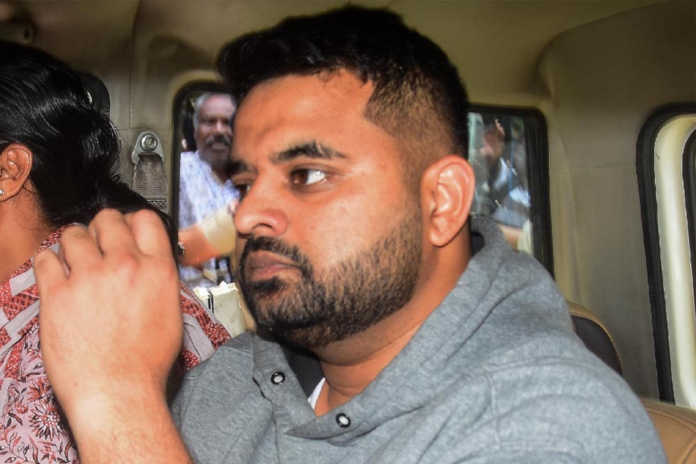 पूर्व पीएम देवगौड़ा के पोते प्रज्वल को उम्रकैद, अब कैदी नंबर 15528 के नाम से पहचाना जाएगा