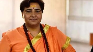 साध्वी प्रज्ञा का बयान- आतंकवाद का रंग हरा होता, मुसलमान आतंकवाद होता है, ये निश्चित है