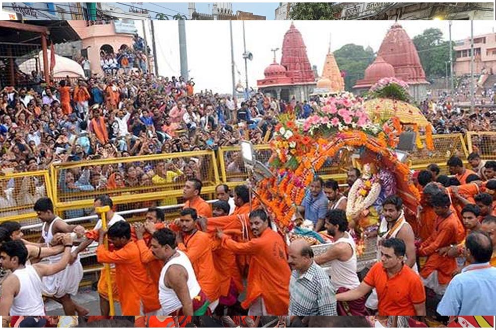 महाकाल की भव्य सवारी: 2 लाख श्रद्धालु उमड़े, उज्जैन में गूंजा भक्ति संग लोक नृत्य महाकाल की भव्य सवारी: 2 लाख श्रद्धालु उमड़े, उज्जैन में गूंजा भक्ति संग लोक नृत्य