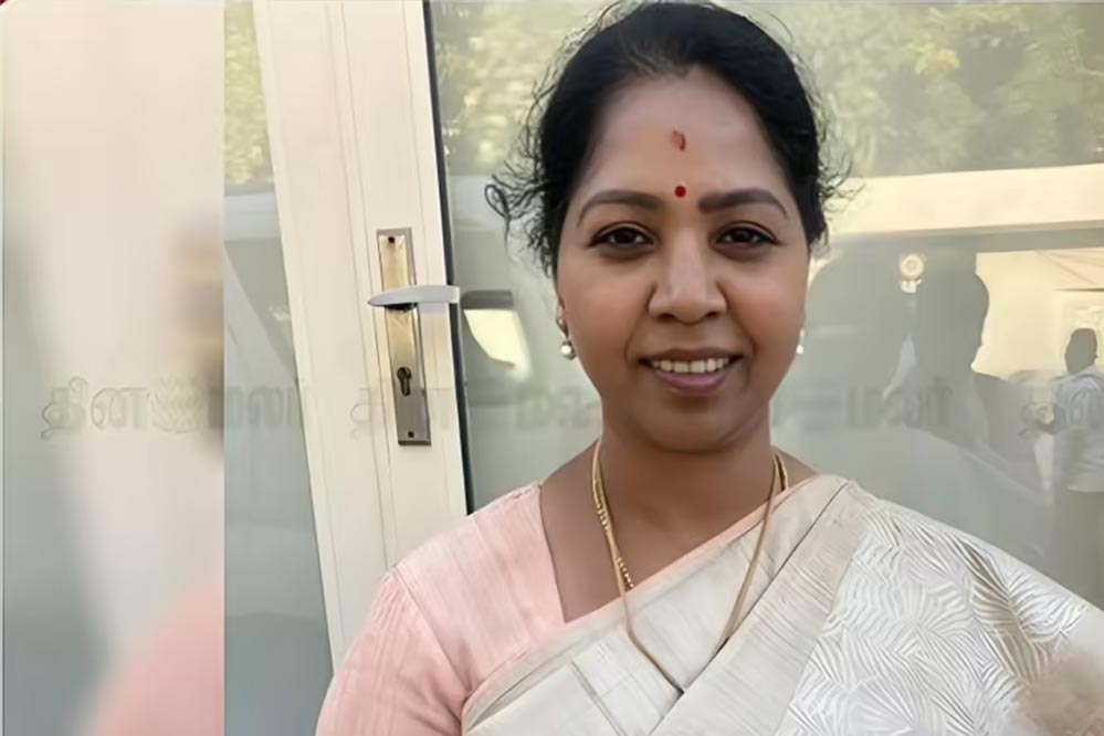 दिल्ली में कांग्रेस सांसद से झपटमारी, मॉर्निंग वॉक के दौरान चेन ले उड़े बदमाश दिल्ली में कांग्रेस सांसद से झपटमारी, मॉर्निंग वॉक के दौरान चेन ले उड़े बदमाश