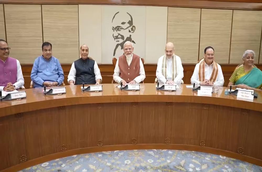 कैबिनेट ने प्रधानमंत्री उज्ज्वला योजना के लिए ₹12,060 करोड़ मंजूर किए कैबिनेट ने प्रधानमंत्री उज्ज्वला योजना के लिए ₹12,060 करोड़ मंजूर किए