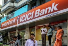 ICICI बैंक ने बढ़ाया बचत खाते का मिनिमम बैलेंस, अब रखने होंगे ₹50,000