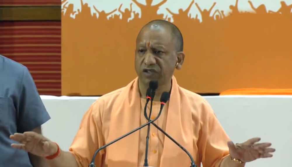 अब यूपी में हावी नहीं हो सकती माफिया प्रवृत्ति : सीएम योगी अब यूपी में हावी नहीं हो सकती माफिया प्रवृत्ति : सीएम योगी
