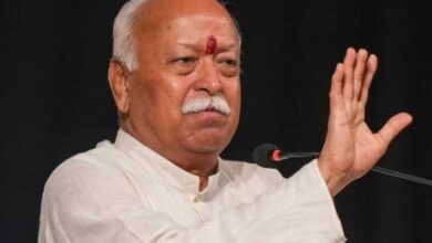 डॉ. मोहन भागवत का बयान: स्वास्थ्य और शिक्षा के व्यवसायीकरण से आम लोगों की पहुंच घटी डॉ. मोहन भागवत का बयान: स्वास्थ्य और शिक्षा के व्यवसायीकरण से आम लोगों की पहुंच घटी
