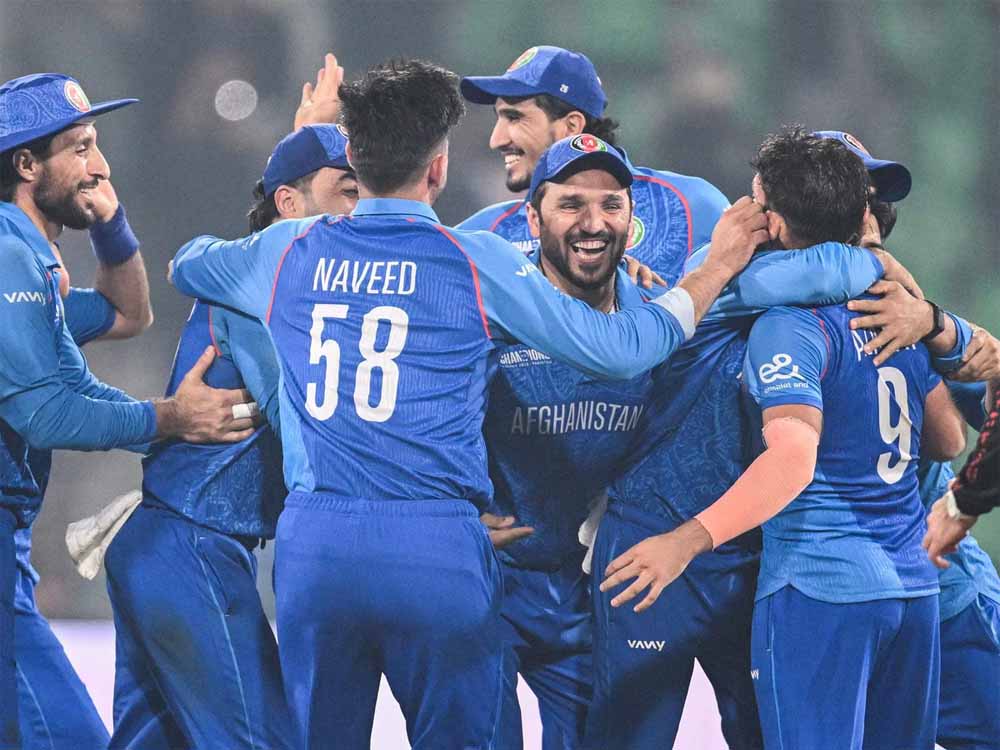 एशिया कप 2025: राशिद खान की अगुवाई में अफगानिस्तान की टीम घोषित, इन खिलाड़ियों को मिला मौका एशिया कप 2025: राशिद खान की अगुवाई में अफगानिस्तान की टीम घोषित, इन खिलाड़ियों को मिला मौका