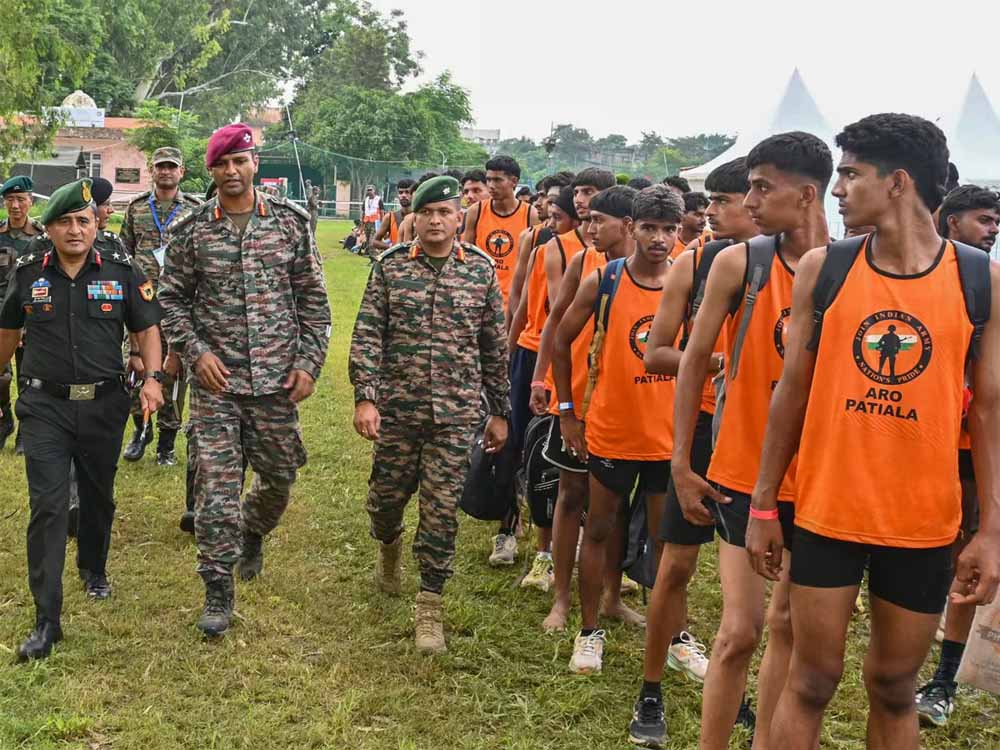 पंडित, पादरी, मौलवी और ग्रंथी करेंगे साथ दौड़, सेना भर्ती की तैयारी में जुटे पंडित, पादरी, मौलवी और ग्रंथी करेंगे साथ दौड़, सेना भर्ती की तैयारी में जुटे