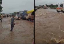 MP में मूसलाधार बारिश का कहर, इंदौर-इच्छापुर हाईवे पर घंटों फंसे वाहन
