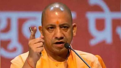 खाद की कालाबाजारी पर CM योगी का बड़ा एक्शन, सभी जिलों के अधिकारियों को मिले कड़े निर्देश