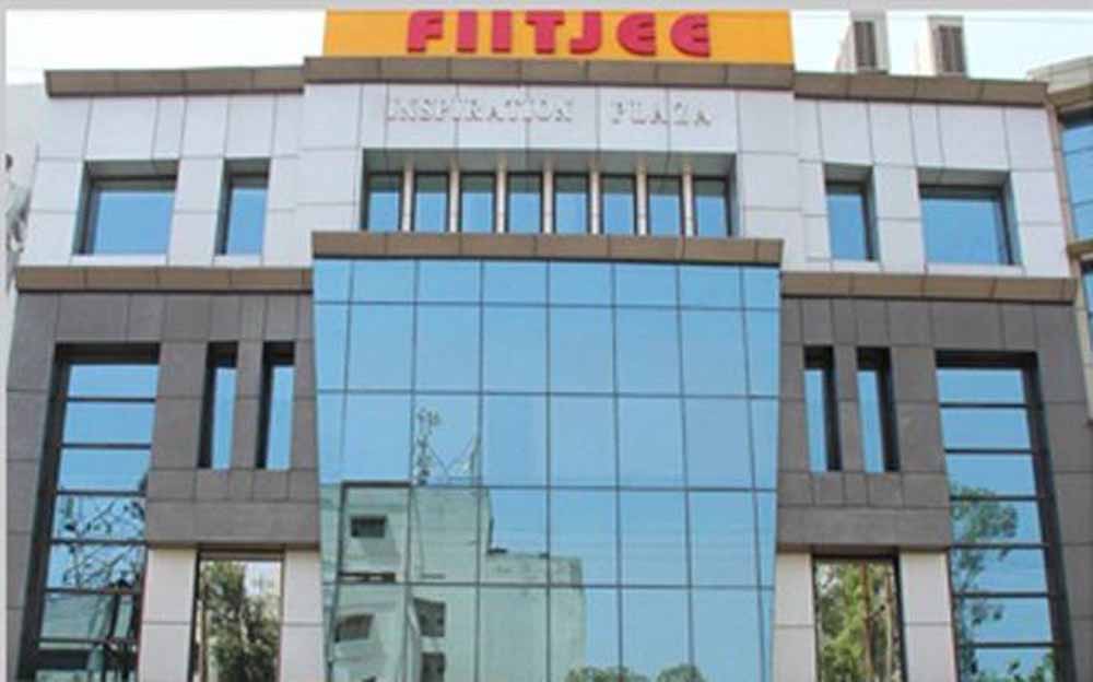 ग्वालियर उपभोक्ता आयोग ने छात्रों के हक में फैसला सुनाया, FIITJEE लौटाएगा पूरी फीस ग्वालियर उपभोक्ता आयोग ने छात्रों के हक में फैसला सुनाया, FIITJEE लौटाएगा पूरी फीस