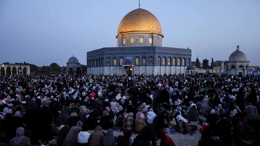 इजरायल ने अल-अक्सा मस्जिद के मुफ्ती पर लगाया बैन, गाजा पर की गई थी जबरदस्त तकरीर इजरायल ने अल-अक्सा मस्जिद के मुफ्ती पर लगाया बैन, गाजा पर की गई थी जबरदस्त तकरीर