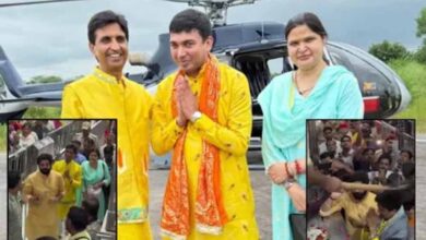 दिल्ली से खाटूश्यामजी अब हेलिकॉप्टर से, पहली उड़ान में सवार हुए कुमार विश्वास दिल्ली से खाटूश्यामजी अब हेलिकॉप्टर से, पहली उड़ान में सवार हुए कुमार विश्वास