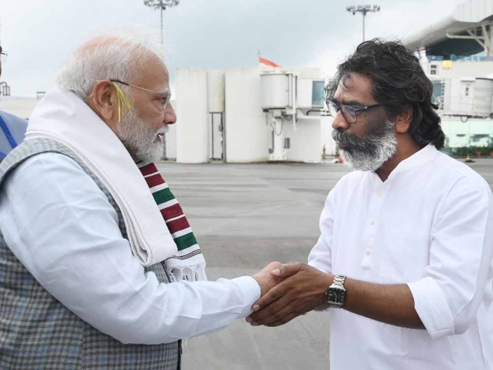 पीएम मोदी ने सीएम हेमंत सोरेन को दी जन्मदिन की शुभकामनाएं, सोशल मीडिया पर किया खास ट्वीट पीएम मोदी ने सीएम हेमंत सोरेन को दी जन्मदिन की शुभकामनाएं, सोशल मीडिया पर किया खास ट्वीट