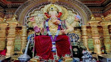 91 सालों से भक्तों की आस्था का केंद्र, लालबागचा राजा के दर्शन को उमड़ रही भीड़
