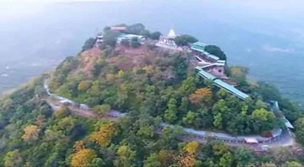 वीआईपी दर्शन में बाधा: शारदा माता मंदिर प्रबंधन को देना होगा ₹55 हजार हर्जाना वीआईपी दर्शन में बाधा: शारदा माता मंदिर प्रबंधन को देना होगा ₹55 हजार हर्जाना