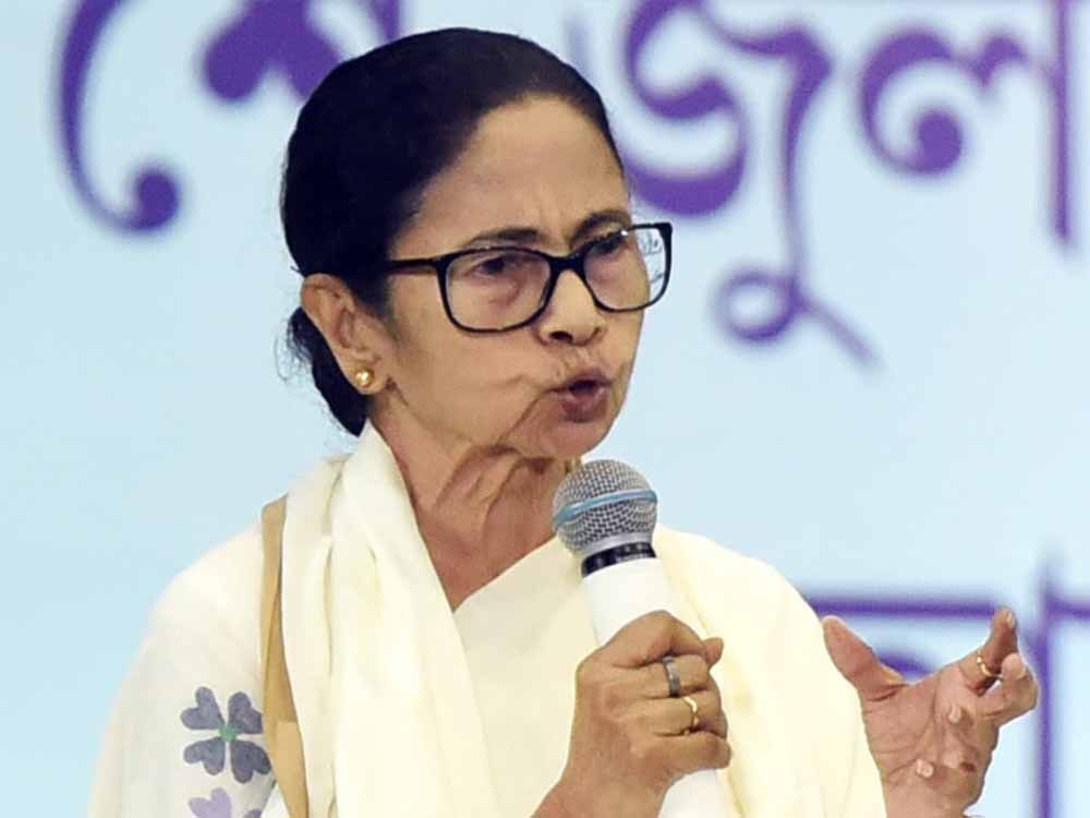 ‘गिरफ्तार करो या गोली मारो’, ममता बनर्जी का ऐलान: बंगाली भाषा के सम्मान के लिए आंदोलन जारी रहेगा