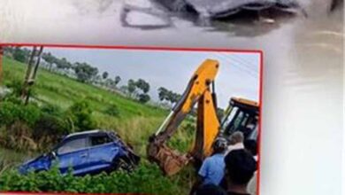 नालंदा में दर्दनाक हादसा: बैरिकेडिंग तोड़ कार 20 फीट गड्ढे में गिरी, 3 दोस्तों की मौत नालंदा में दर्दनाक हादसा: बैरिकेडिंग तोड़ कार 20 फीट गड्ढे में गिरी, 3 दोस्तों की मौत