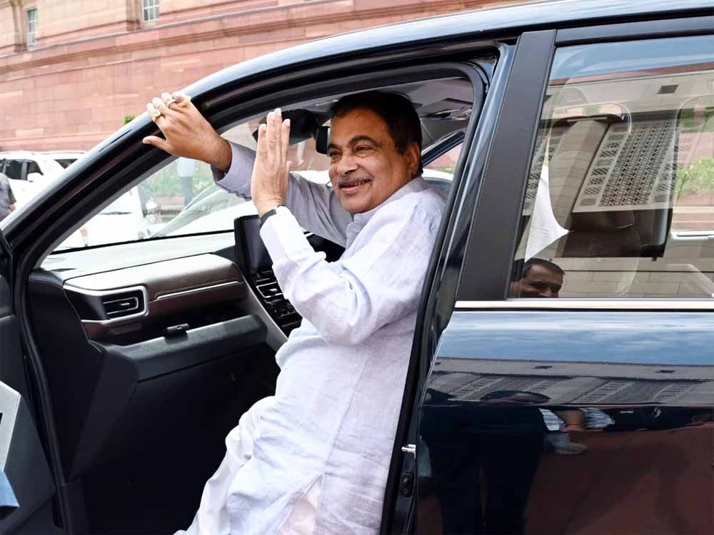 नितिन गडकरी का बयान: एक दिन अखंड भारत बनेगा, विभाजन था अस्वाभाविक