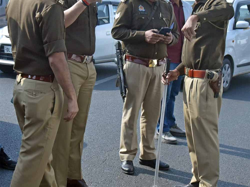 गश्त पर निकले दरोगा के साथ हुआ हादसा, 20 घंटे थाने की फोर्स रही अलर्ट