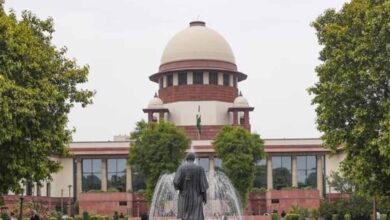 सुप्रीम कोर्ट सख्त: सरकार मार्केट प्लेयर नहीं, आउटसोर्सिंग से कर्मचारियों का शोषण गलत