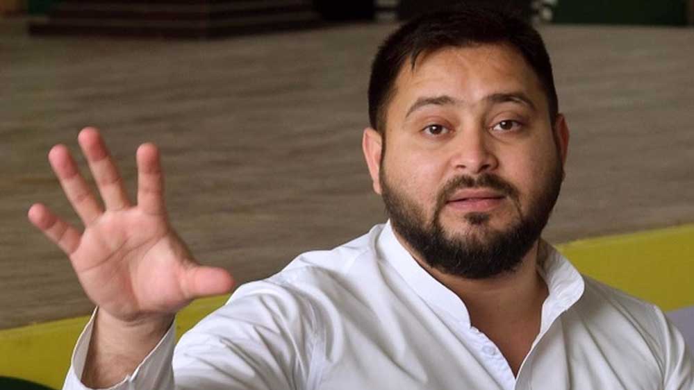 तेजस्वी यादव घिरे सवालों में, फर्जी वोटर कार्ड मामले की जांच शुरू