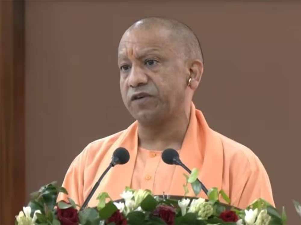 सीएम योगी ने रोजगार महाकुंभ का शुभारंभ किया, बोले- हर युवा को मिलेगी नौकरी की गारंटी