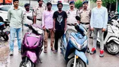 रेल पुलिस ने पकड़े दो वाहन चोर, दो एक्टिवा बरामद रेल पुलिस ने पकड़े दो वाहन चोर, दो एक्टिवा बरामद