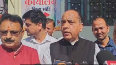 मंडी में भाजपा के नए पार्टी कार्यालय का शुभारंभ, जयराम ठाकुर ने लेह हिंसा पर कार्रवाई की मांग की मंडी में भाजपा के नए पार्टी कार्यालय का शुभारंभ, जयराम ठाकुर ने लेह हिंसा पर कार्रवाई की मांग की