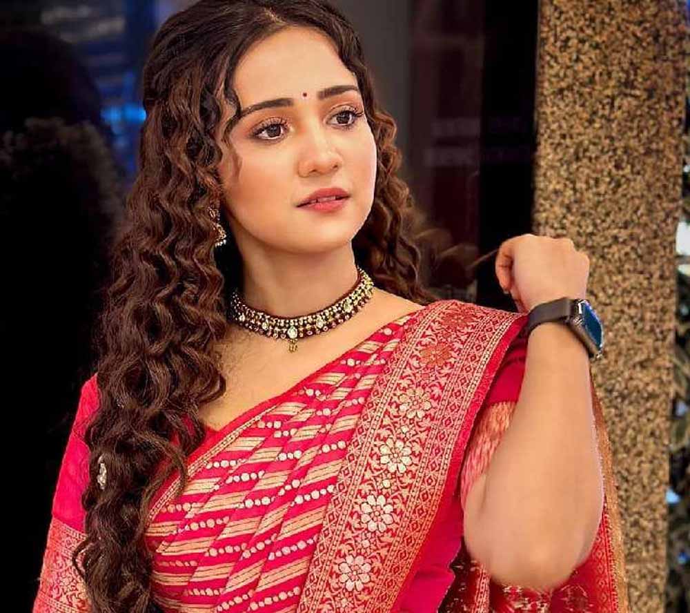 गरबा सीखने के लिए खूब मेहनत करती हैं आशी सिंह