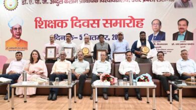 उच्च शिक्षा मंत्री योगेन्द्र उपाध्याय ने केजीएमयू जाकर घायल छात्रों से की मुलाकात