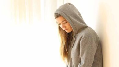 सेल्फ कॉन्फिडेंस बढ़ाना चाहते हैं? इन 5 आदतों को तुरंत छोड़ें सेल्फ कॉन्फिडेंस बढ़ाना चाहते हैं? इन 5 आदतों को तुरंत छोड़ें