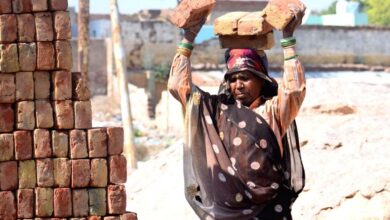 दिल्ली में महिला श्रमिकों की बढ़ी हिस्सेदारी, लेकिन मजदूरी में अब भी पुरुषों से पीछे