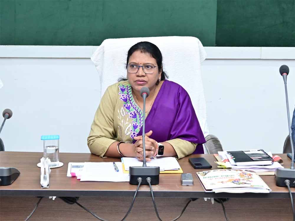 गौरेला-पेण्ड्रा-मरवाही : मोर गाँव मोर पानी” अभियान के तहत योजनाबद्ध तरीके से कार्य करने के निर्देश