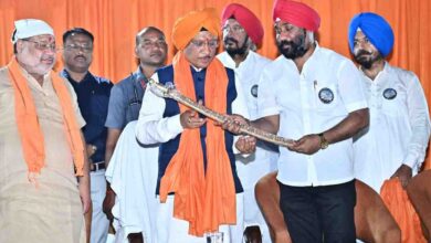 गुरु श्री तेगबहादुर सिंह जी ने धर्म की रक्षा के लिए दी अपनी शहादत : मुख्यमंत्री विष्णुदेव साय गुरु श्री तेगबहादुर सिंह जी ने धर्म की रक्षा के लिए दी अपनी शहादत : मुख्यमंत्री विष्णुदेव साय