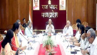 हाट बाजार में सिकल सेल और टीबी की स्क्रीनिंग कराएं: राज्यपाल पटेल हाट बाजार में सिकल सेल और टीबी की स्क्रीनिंग कराएं: राज्यपाल पटेल