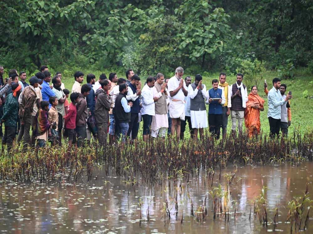 मंत्री प्रहलाद पटेल ने 32 नदियों के सोर्स का दौरा किया, केवल 7 में ही पानी मिला