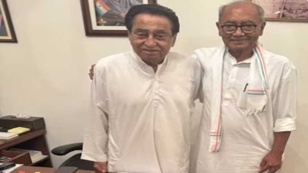 दिग्विजय ने कमलनाथ के लिए लिखा, मनभेद की बात को किया खारिज; दिल्ली में दोनों नेताओं की मुलाकात दिग्विजय ने कमलनाथ के लिए लिखा, मनभेद की बात को किया खारिज; दिल्ली में दोनों नेताओं की मुलाकात