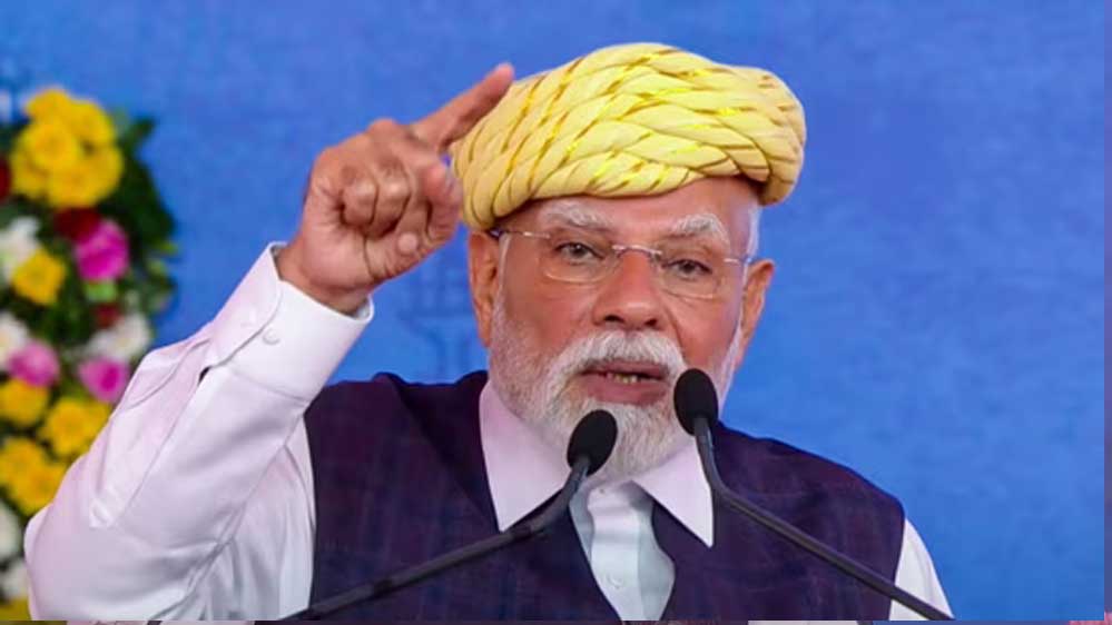 PM मोदी का बड़ा संदेश: ‘चिप हो या शिप, आत्मनिर्भर भारत में ही बनेगा’, बताया देश का सबसे बड़ा दुश्मन PM मोदी का बड़ा संदेश: ‘चिप हो या शिप, आत्मनिर्भर भारत में ही बनेगा’, बताया देश का सबसे बड़ा दुश्मन
