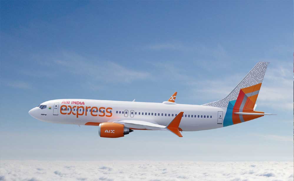 बेंगलुरु-वाराणसी फ्लाइट में यात्री ने कॉकपिट में घुसने की कोशिश, हड़कंप मचा