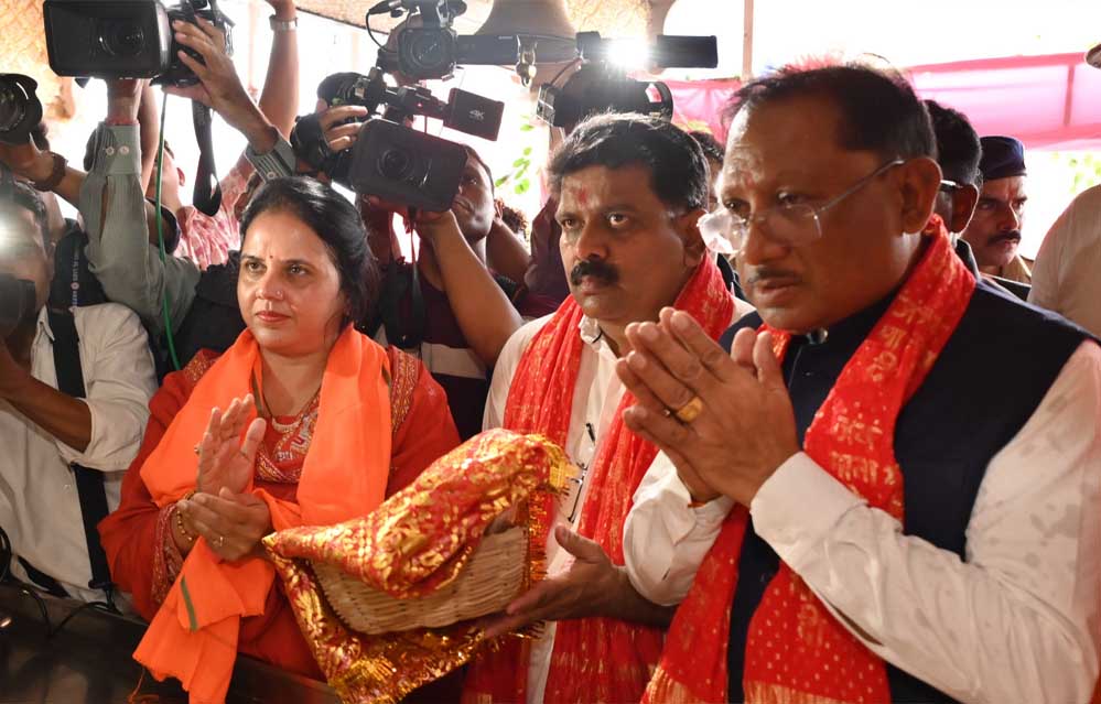 रायपुर : जन-जन की आस्था को मिला सहारा : नवरात्र में श्रद्धालुओं के लिए नि:शुल्क बस सेवा रायपुर : जन-जन की आस्था को मिला सहारा : नवरात्र में श्रद्धालुओं के लिए नि:शुल्क बस सेवा