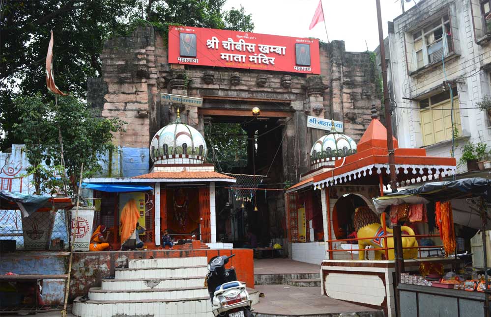 उज्जैन में महाअष्टमी पर 27 किमी तक मदिरा की धार, सम्राट विक्रमादित्य की प्राचीन परंपरा जारी