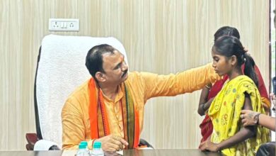 रायपुर : ‘पापा, मैं ठीक हो जाऊंगी ना?’ – दिल की बीमारी से जूझ रही मासूम शांभवी गुरला का सवाल