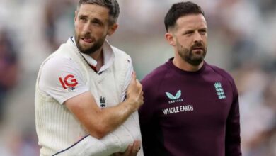 क्रिस वोक्स का इंटरनेशनल क्रिकेट को नमस्कार, यादगार रही भारत के खिलाफ टूटी अंगुली से बल्लेबाज़ी क्रिस वोक्स का इंटरनेशनल क्रिकेट को नमस्कार, यादगार रही भारत के खिलाफ टूटी अंगुली से बल्लेबाज़ी