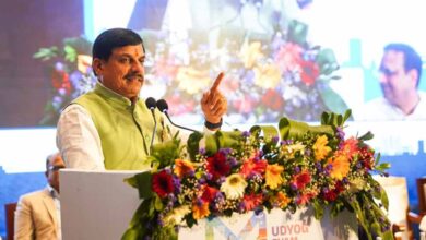 कोलकाता से 14,600 करोड़ का निवेश प्रस्ताव, सीएम बोले- पीएम मित्रा पार्क से कपड़ा उद्योग को मिलेगा नया आयाम कोलकाता से 14,600 करोड़ का निवेश प्रस्ताव, सीएम बोले- पीएम मित्रा पार्क से कपड़ा उद्योग को मिलेगा नया आयाम