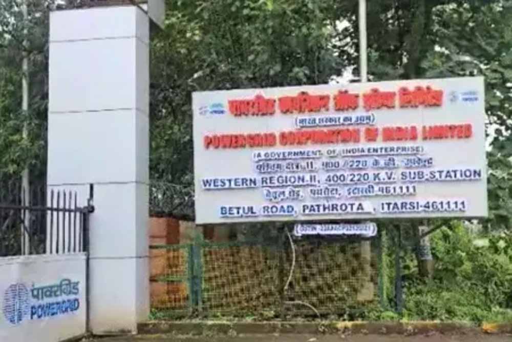 जंगल से बाहर आया तेंदुआ, इलाके में दहशत, 13 सितंबर तक स्कूल बंद