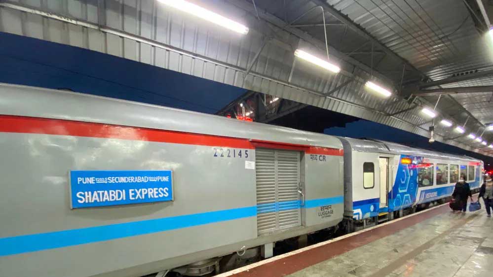 शताब्दी एक्सप्रेस में अब वंदे भारत जैसा डोर लॉकिंग सिस्टम, 10 सेकंड पहले बंद होंगे गेट