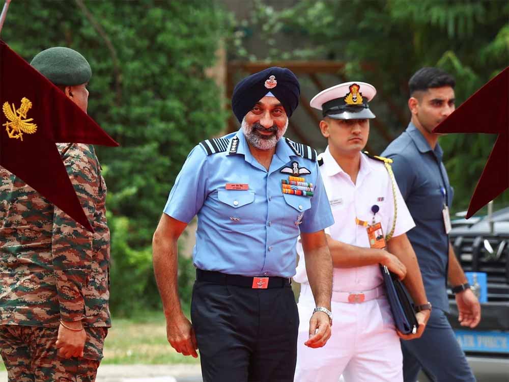 ऑपरेशन सिंदूर पर रोक: वायुसेना प्रमुख ने बताई बड़ी वजह ऑपरेशन सिंदूर पर रोक: वायुसेना प्रमुख ने बताई बड़ी वजह