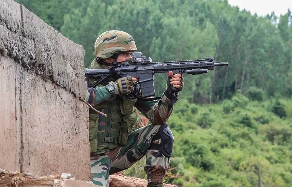 उधमपुर में सुरक्षा बलों की बड़ी कार्रवाई, जैश के आतंकी घिरे, एक जवान वीरगति को प्राप्त