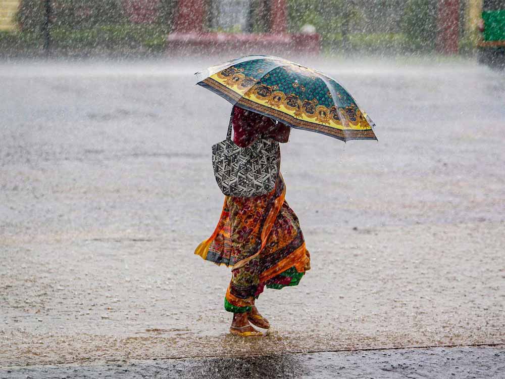 यूपी में मौसम का कहर: 11 जिलों में भारी बारिश का अलर्ट, पारा 4° गिरा यूपी में मौसम का कहर: 11 जिलों में भारी बारिश का अलर्ट, पारा 4° गिरा