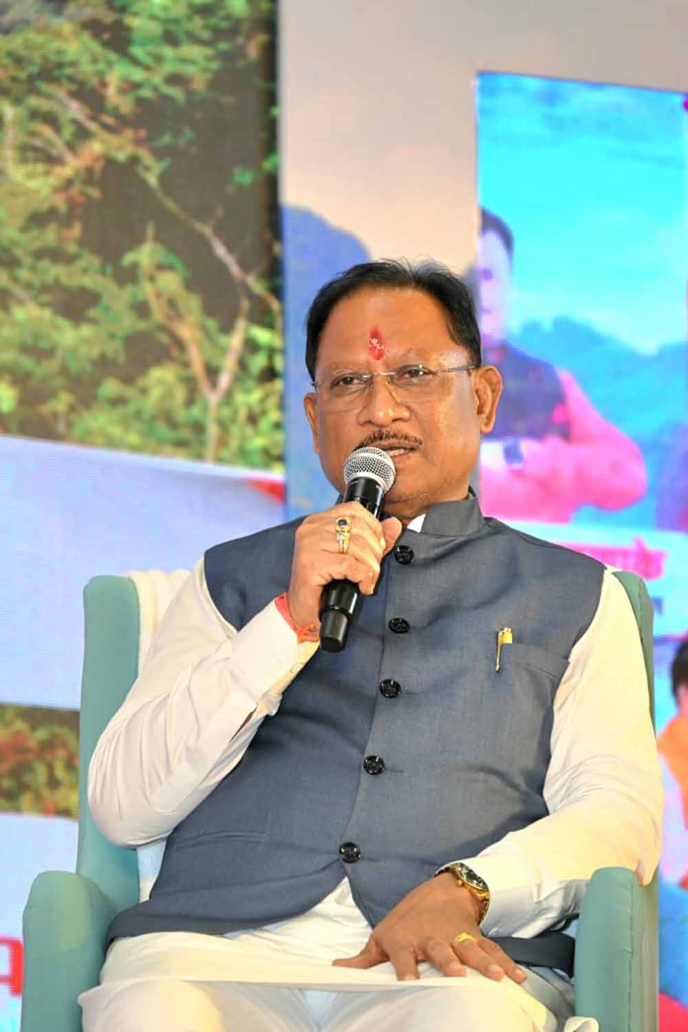 प्रदेश में नक्सलवाद समाप्त कर गढ़ेंगे विकास की राह: मुख्यमंत्री विष्णुदेव साय प्रदेश में नक्सलवाद समाप्त कर गढ़ेंगे विकास की राह: मुख्यमंत्री विष्णुदेव साय